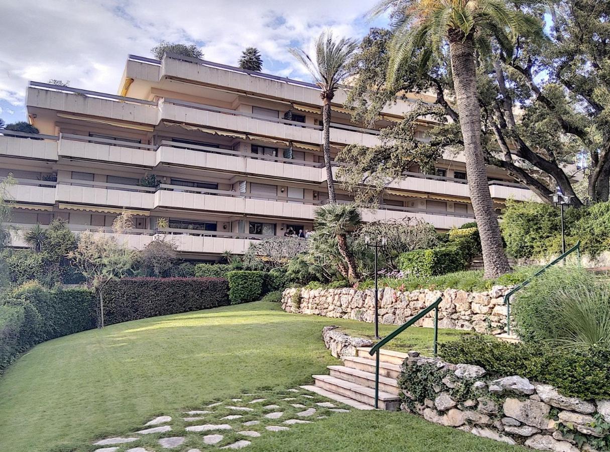 Chateau De La Pinede Juan-les-Pins Luaran gambar